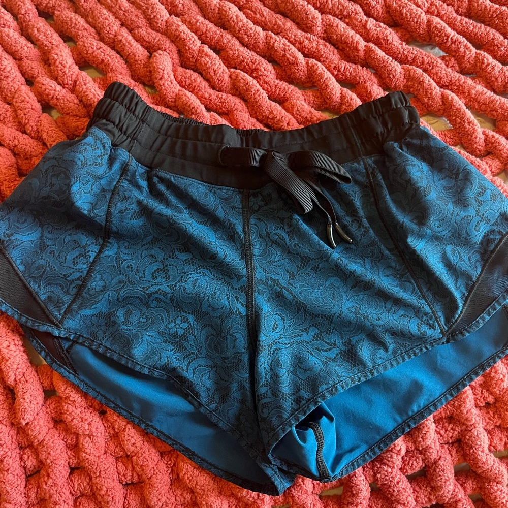 Lululemon blue and black design shorts